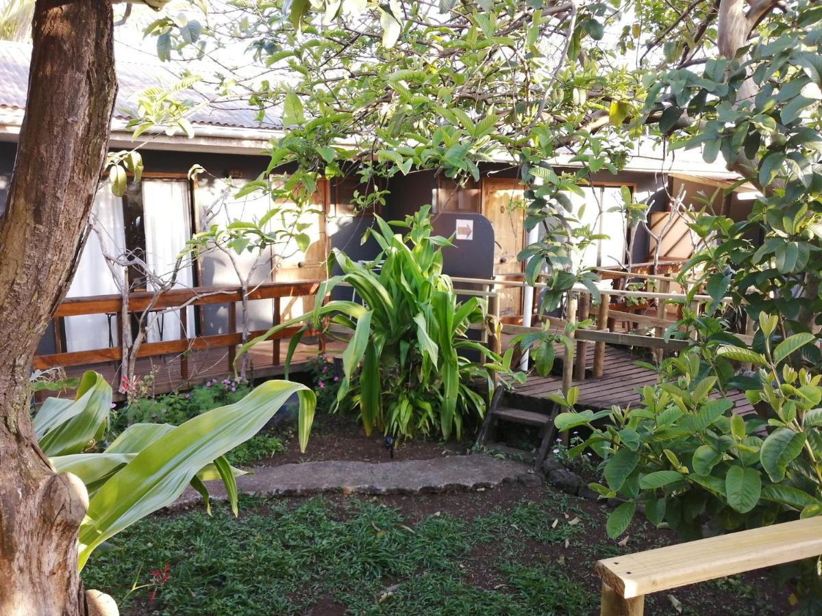 Tuava Lodge Ханга Роа Екстериор снимка
