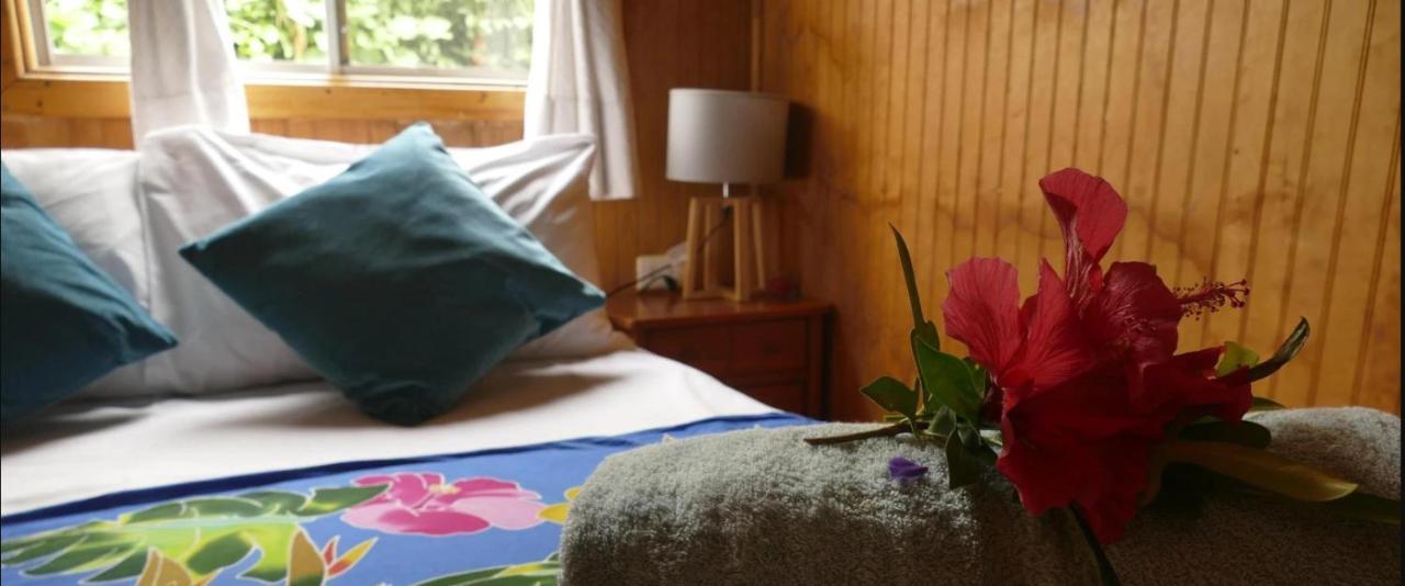 Tuava Lodge Ханга Роа Екстериор снимка