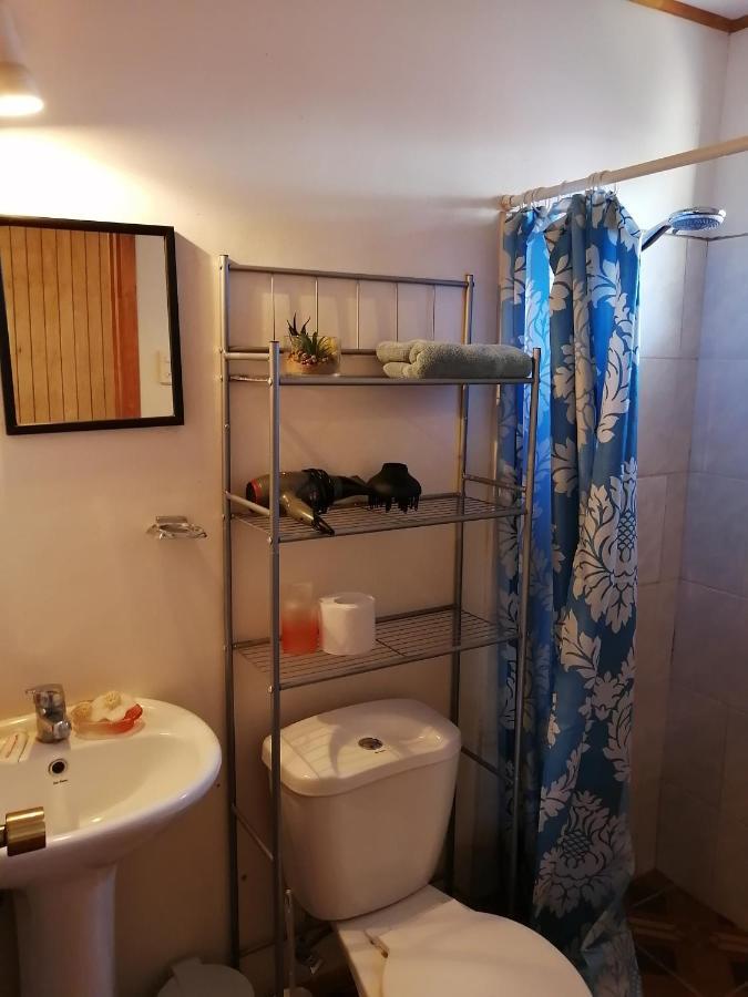 Tuava Lodge Ханга Роа Екстериор снимка