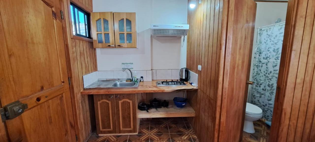 Tuava Lodge Ханга Роа Екстериор снимка